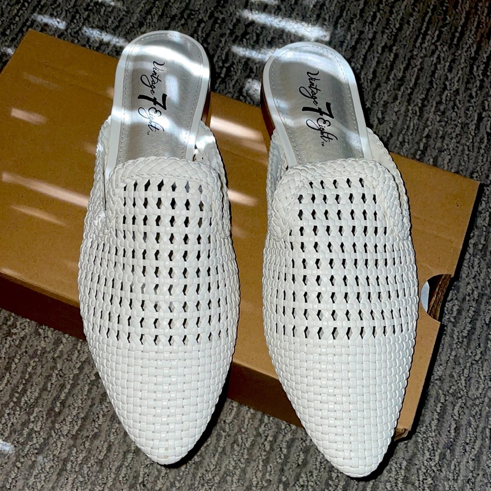 Wicker white slide on flat mule